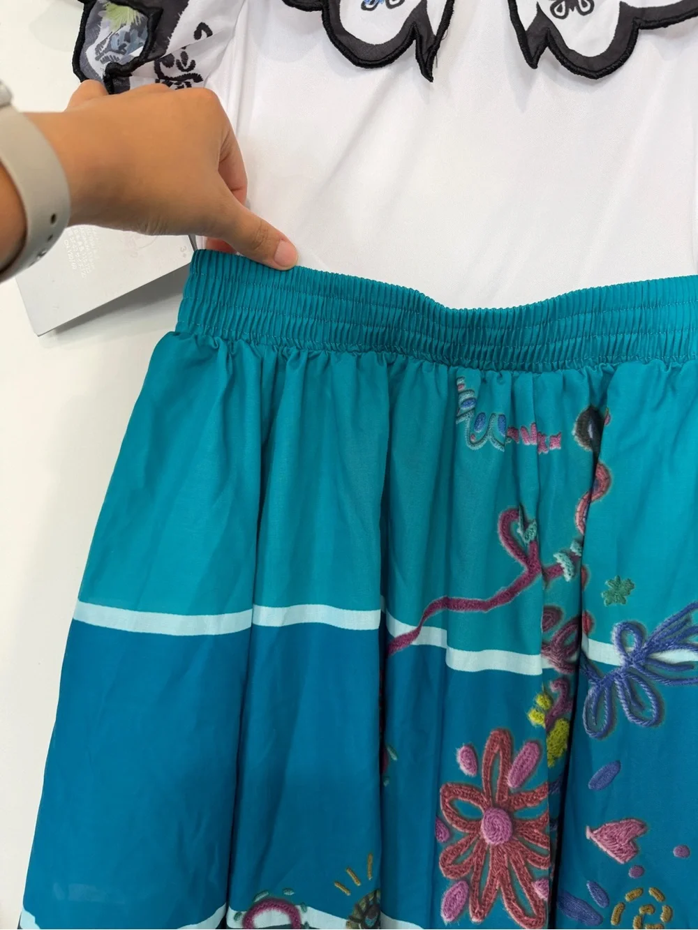 Disney outfit flowers